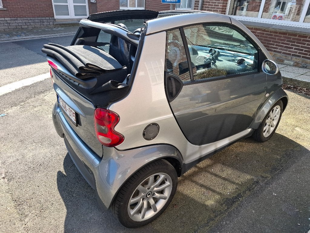 Smart ForTwo Cabrio Passion – Historique – Airco – Semi-auto, Autos, Smart, Argent ou Gris, 990 kg, Automatique, Particulier