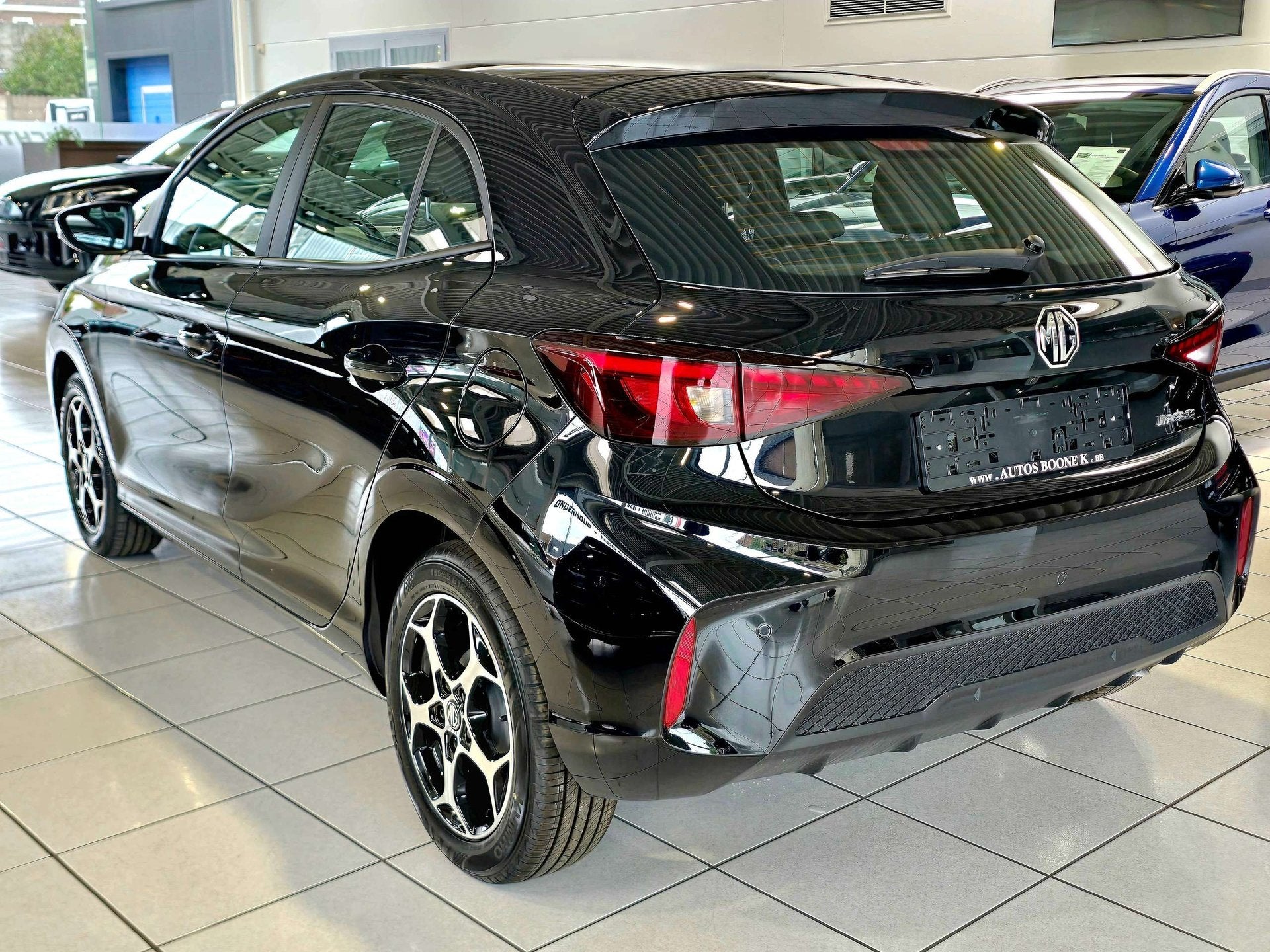 MG 3 Comfort /NEW/Camera, Carplay/️7J Garantie, Auto's, Dealer onderhouden, Stof, 1610 kg, Zwart
