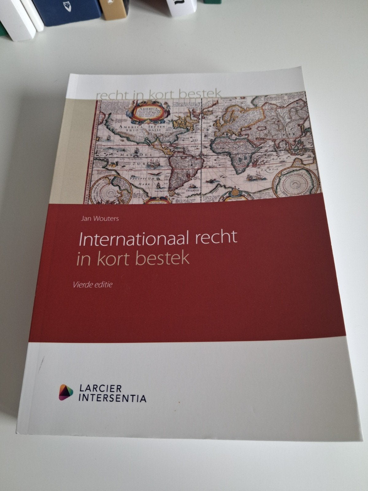 Internationaal recht in kort bestek (vierde editie), Enlèvement ou Envoi, Jan Wouters
