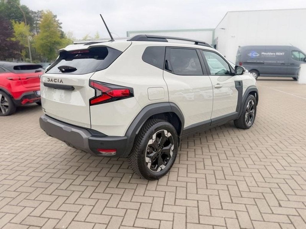 Dacia Duster Extreme Hybrid 145, Auto's, Dacia, Automaat, Duster, Beige, Emergency brake assist