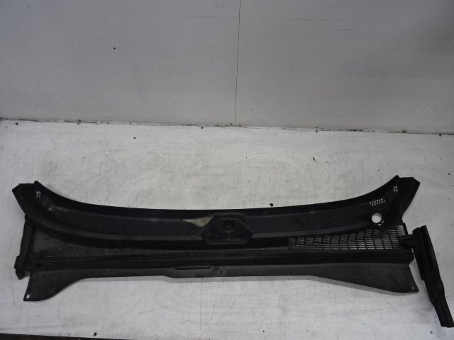 SIERLIJSTEN VOORRUIT Jeep Renegade (BU) (735578379), Webaccessibility@stellantis.com, Gebruikt, Taurusavenue 1
2132 LS  Hoofddorp, NL