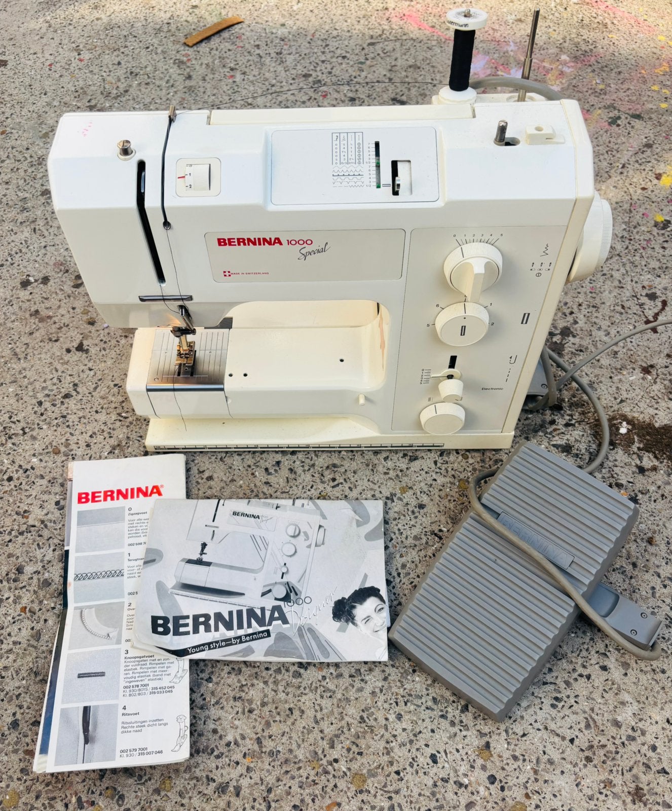 Machine à coudre Bernina 1000 Special