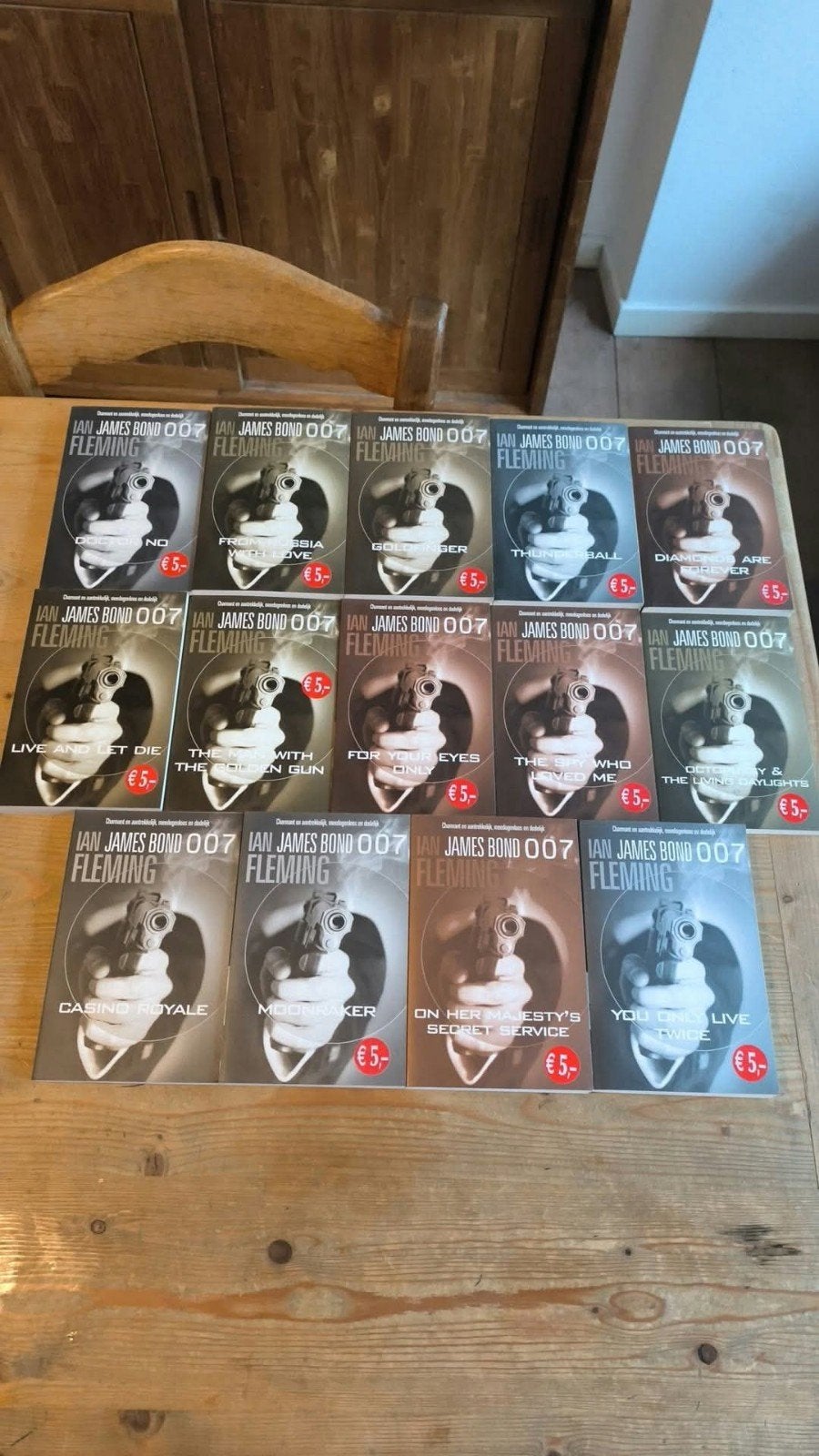Ian Fleming James Bond 007 pockets/boeken NEDERLANDS, Tv-bewerking, Ophalen of Verzenden, Zo goed als nieuw, Ian Fleming