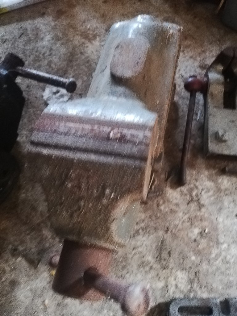 étaux divers+ pieds foreuse, Bricolage & Construction, Enlèvement