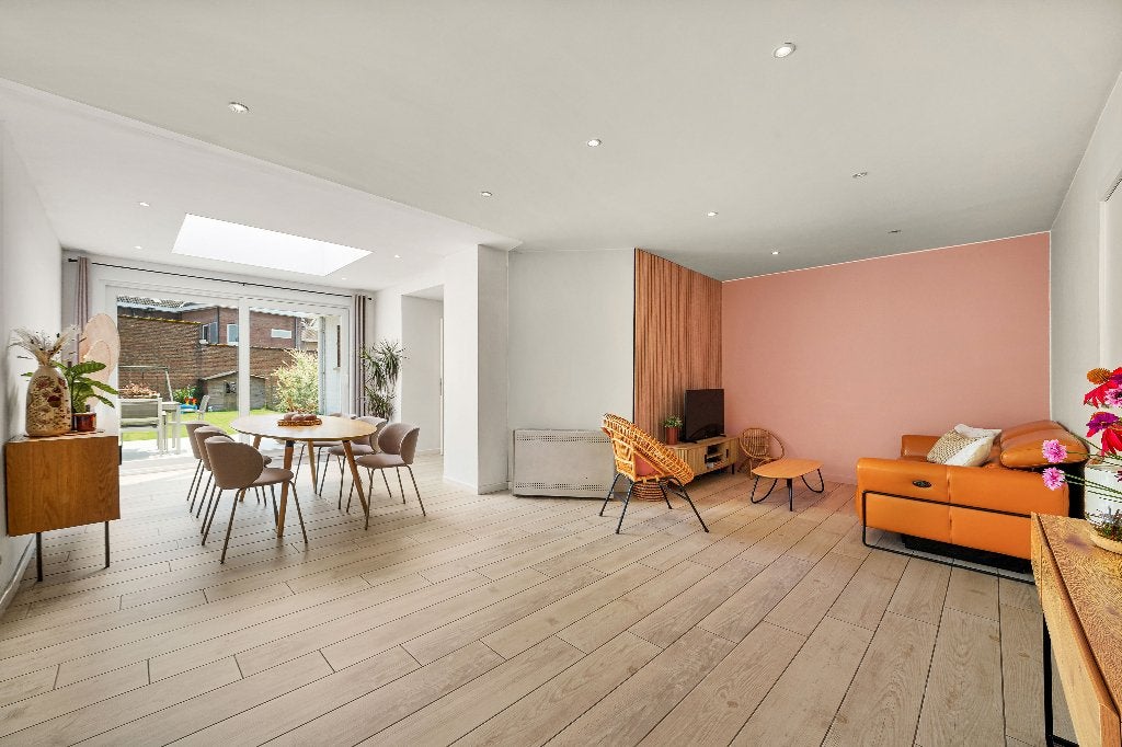 Superbe maison 3 façades avec garage attenant, Immo, 319 kWh/m²/an, 200 à 500 m², Province de Hainaut, 3 pièces
