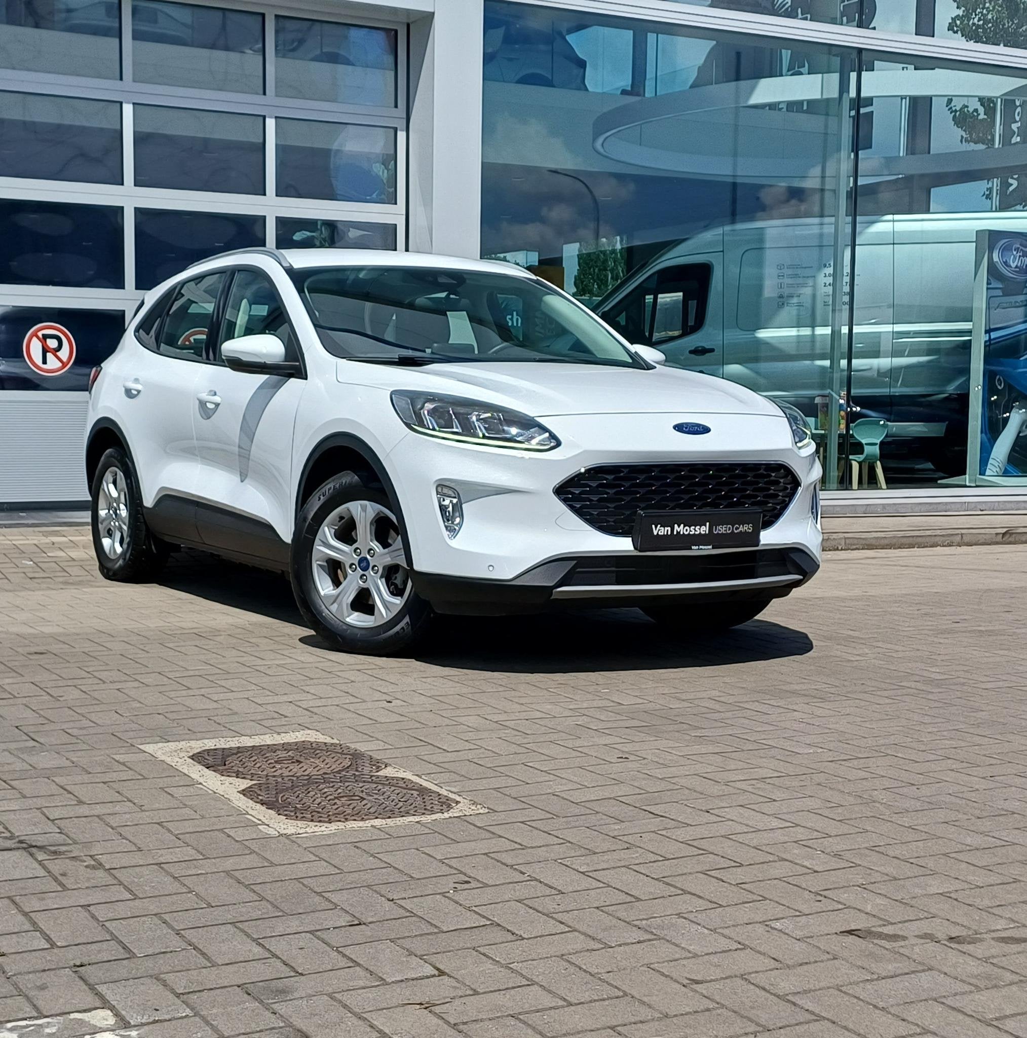 Ford Kuga 2.5i PHEV Aut. 165kW (automatique), Autos, 32 g/km, Electronic Stability Program (ESP), 2500 cm³, Entreprise