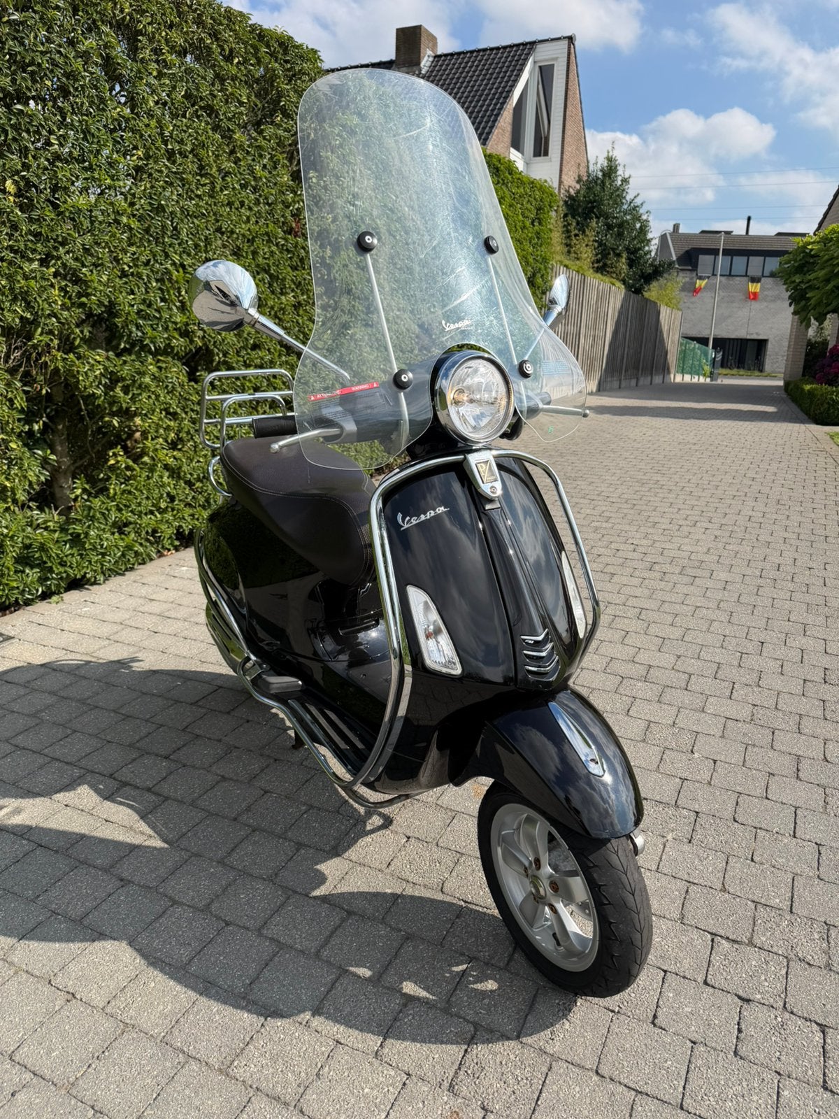 Vespa sprint / Primavera A klasse, Ophalen, Zo goed als nieuw