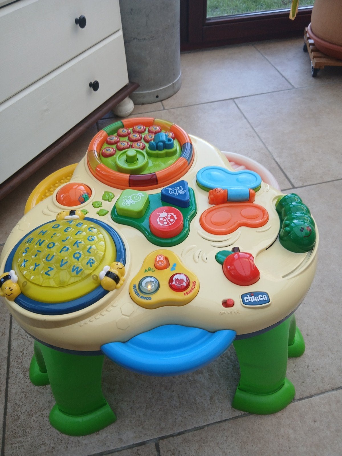 Table musicale éducative Français , Néerlandais., Enfants & Bébés, Enlèvement, Comme neuf