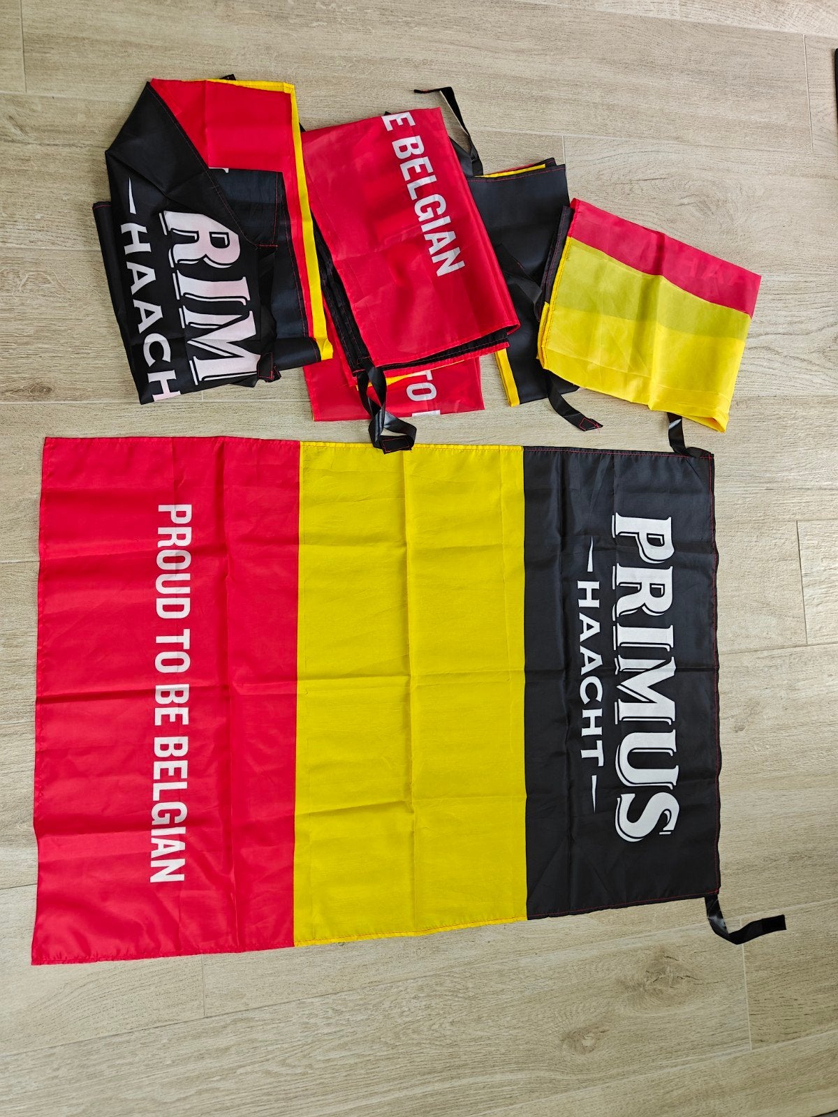 Supportersvlaggen Primus, Ophalen of Verzenden
