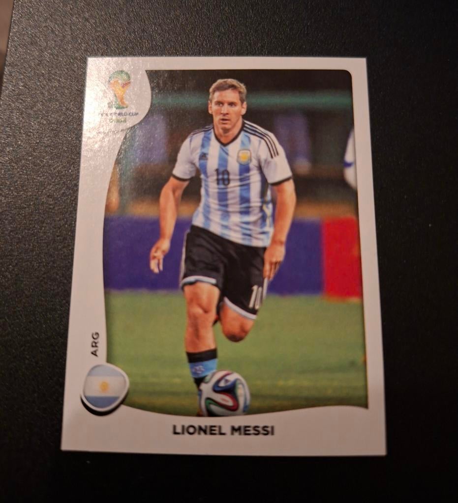 Panini, Messi, Coupe du monde 2014, V9 ! Bizarre., Collections, Enlèvement ou Envoi, Neuf, Affiche, Image ou Autocollant