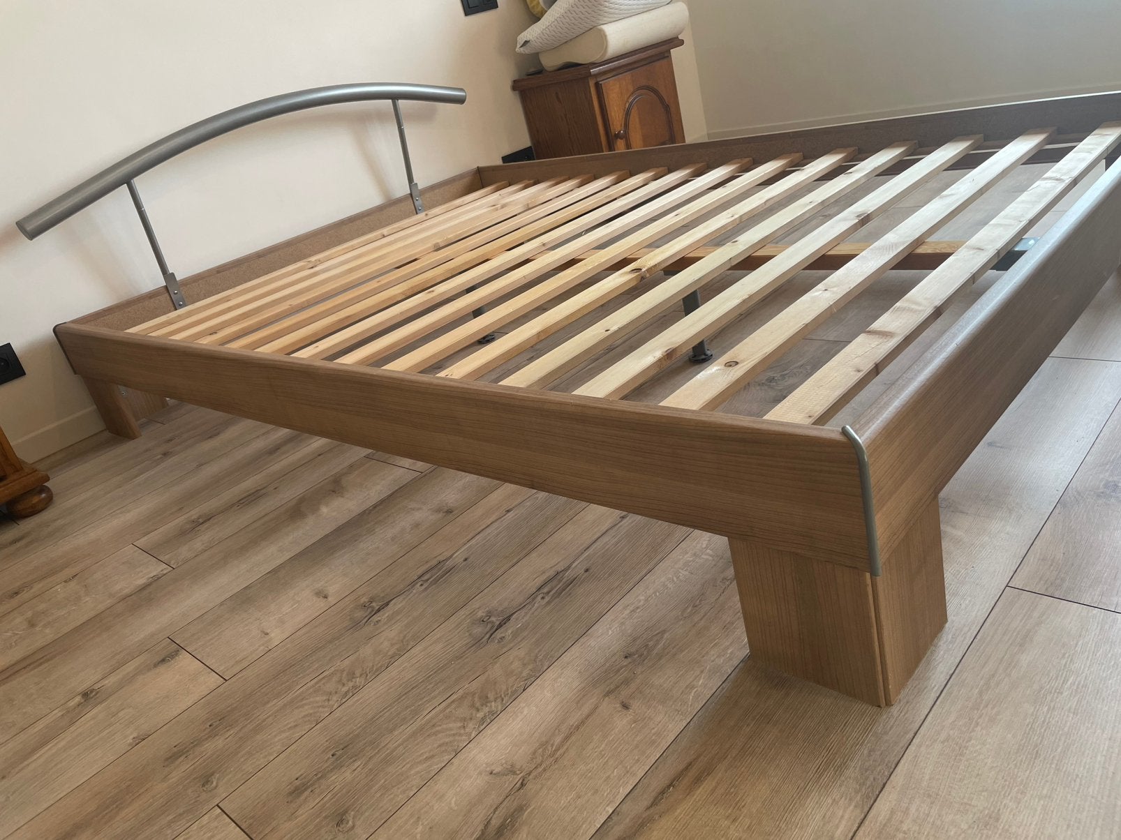 Bed, Huis en Inrichting, Slaapkamer | Bedden, Ophalen, Gebruikt, Bruin, Tweepersoons
