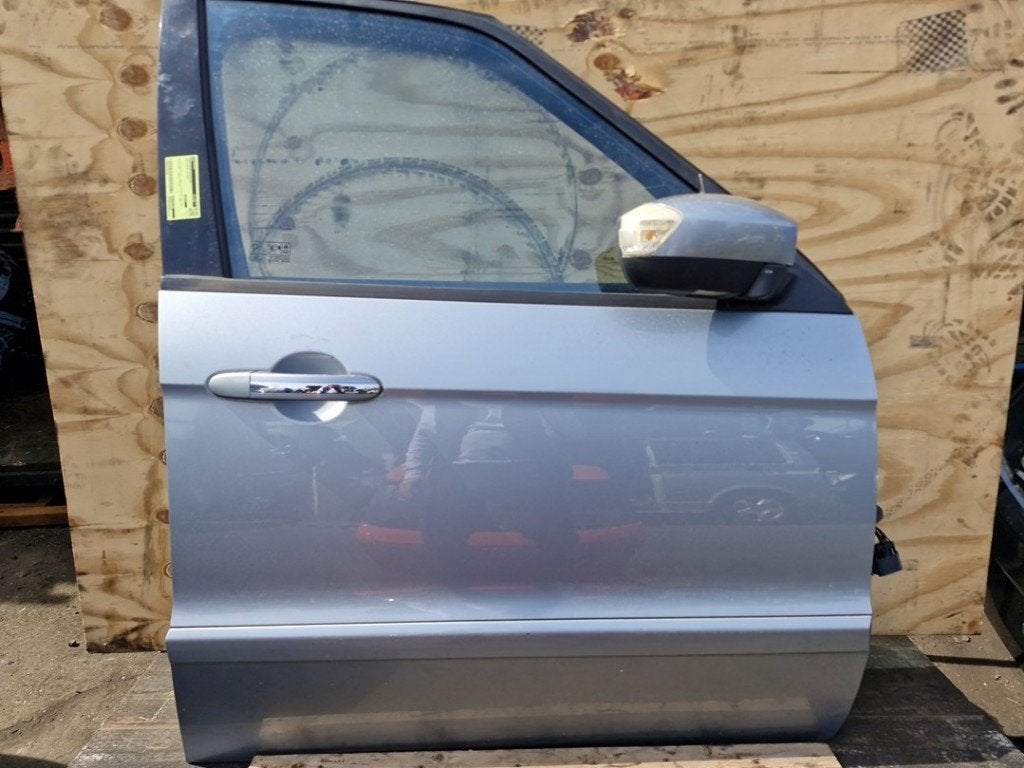 PORTE AVANT DROITE Ford S-Max (GBW) (|P6M21R20124AG|), Porte, Avant, Henry-Ford-Straße  1
50735  Köln, DE, Ford-Werke GmbH