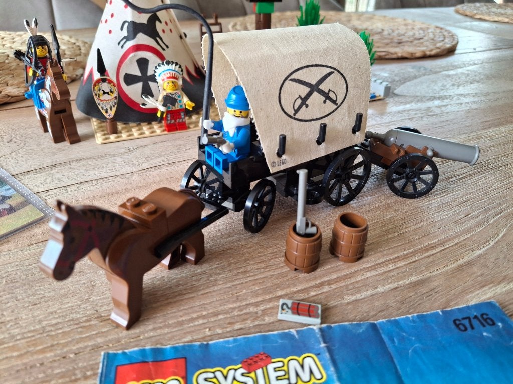 Lego - 6716 - Weapons Wagon, Overige thema's, Lego, Ophalen of Verzenden, Zo goed als nieuw