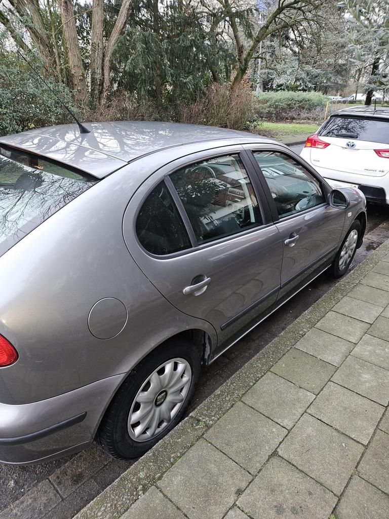 SEAT LEON, Autos, Seat, Achat, Air conditionné automatique, 5 portes, 5 places