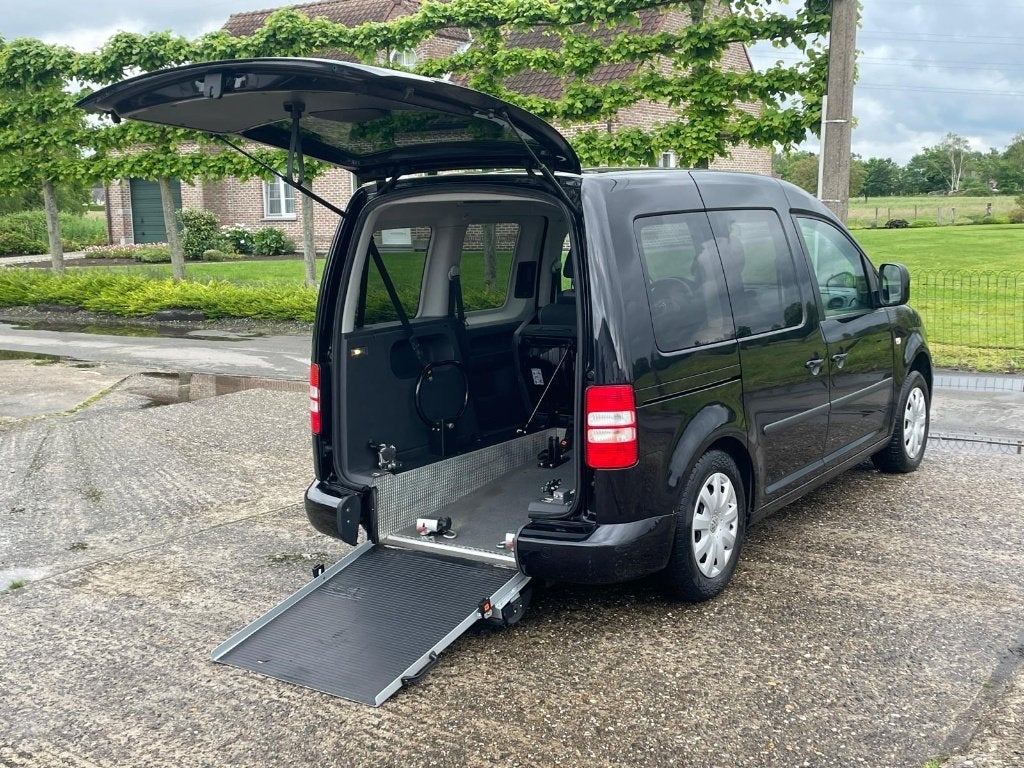 ️️♿️Volkswagen Caddy 1.6TDI Rolstoel Invalide Mindervalide, Autos, Euro 5, Achat, Adapté aux personnes handicapées, Diesel