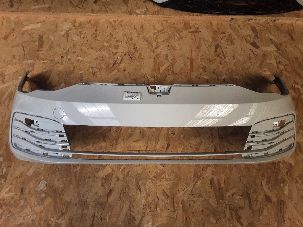 BUMPER VOOR Volkswagen Golf VIII (CD1) (5H0807221H), Gebruikt, Mevr. I. Hauben, Bumper, Rue de l'Espoir 34 34
4030  GRIVEGNÉE, BE