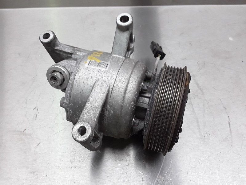 COMPRESSEUR CLIMATISATION Toyota Aygo (B40) (|88310YV010|), Valeo, Toyota, Utilisé, 100, rue de Courcelles
75017  Paris, FR