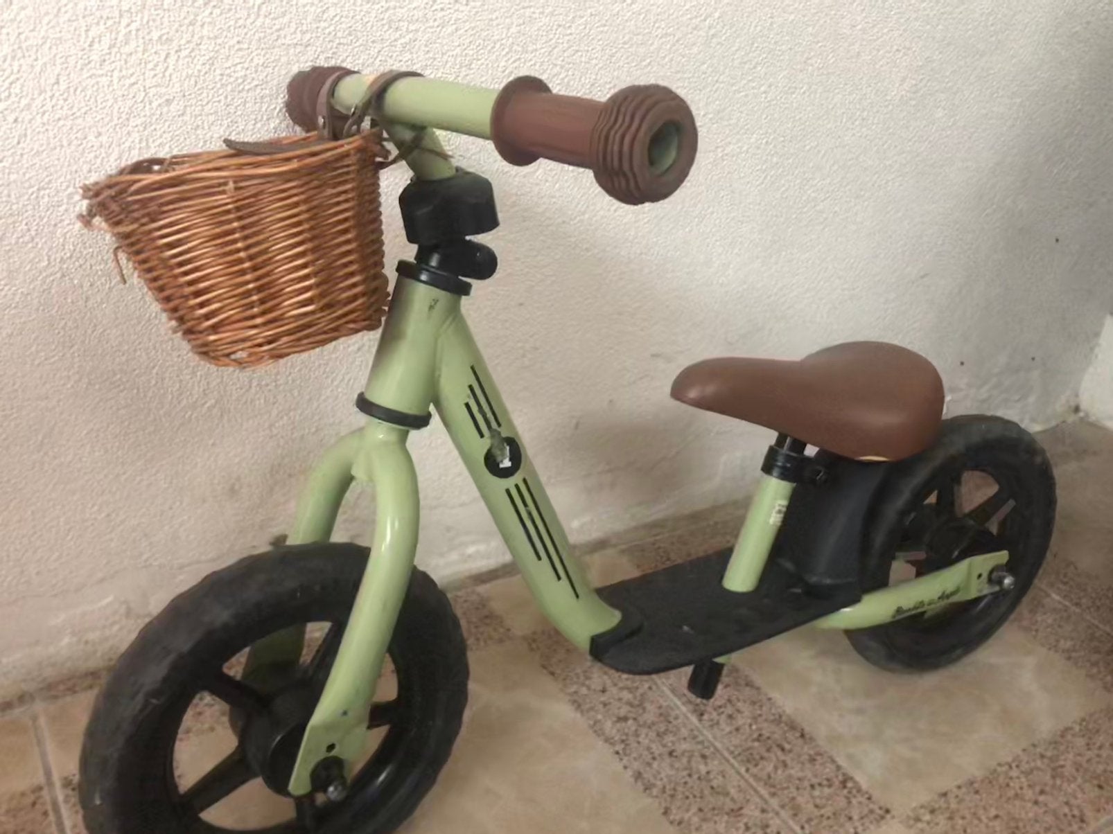Loopfiets bandits en angels, Ophalen, Zo goed als nieuw, Loopfiets