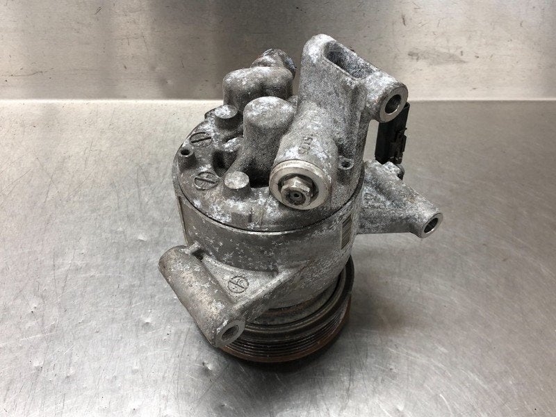 COMPRESSEUR CLIMATISATION Toyota Aygo (B40) (|6062739428|), Valeo, Toyota, Utilisé, 100, rue de Courcelles
75017  Paris, FR