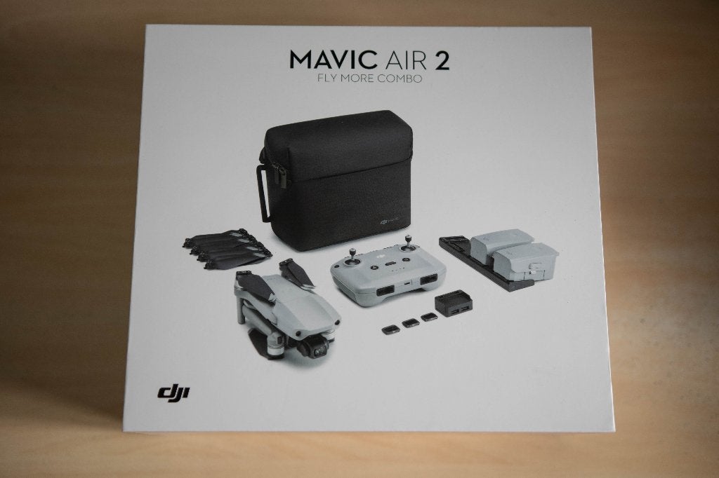 DJI Mavic AIr 2 Fly More Combo, TV, Hi-fi & Vidéo, Drones, Utilisé, Drone avec caméra, Qualité supérieure, DJI, 900 g à 4 kg, 15 à 30 minutes
