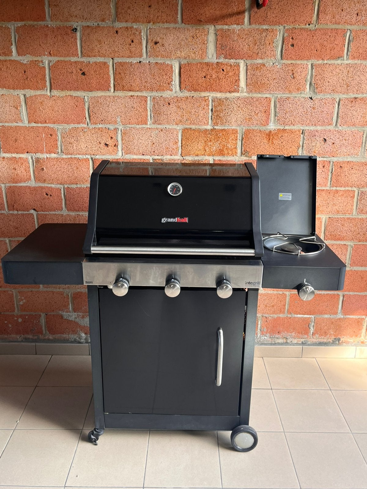 Gas BBQ, Tuin en Terras, Ophalen, Gebruikt