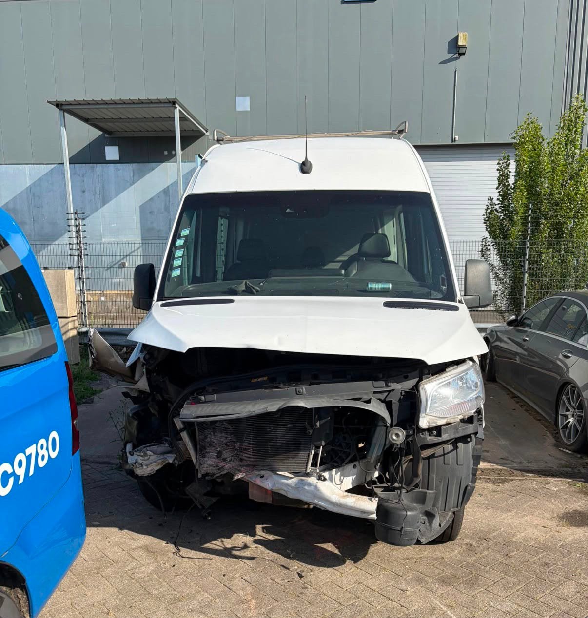 Mercedes sprinter (dubbel cabine met schade, Auto's, Bestelwagens en Lichte vracht, Particulier, Te koop
