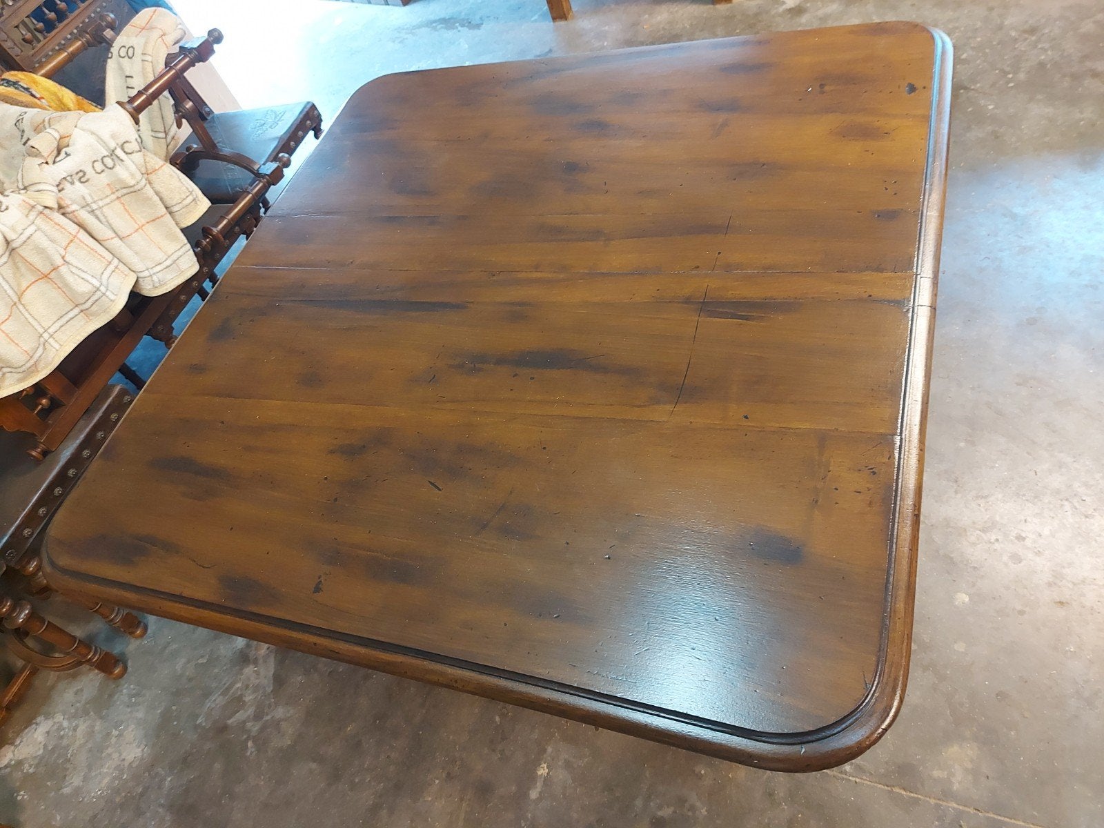 Antiek eettafel met 6 stoelen, Ophalen