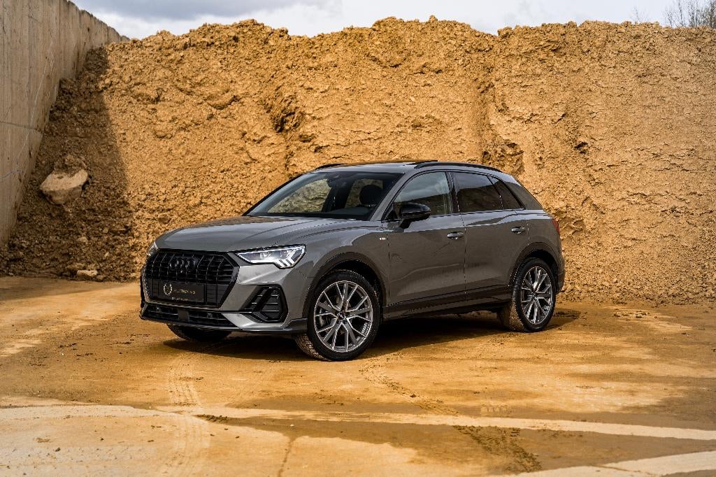 Audi Q3 S LINE*B&O*PANO*MATRIX*ALCANTARA*CUIR*FULL !, Autos, Achat, Entreprise, 5 portes, 5 places