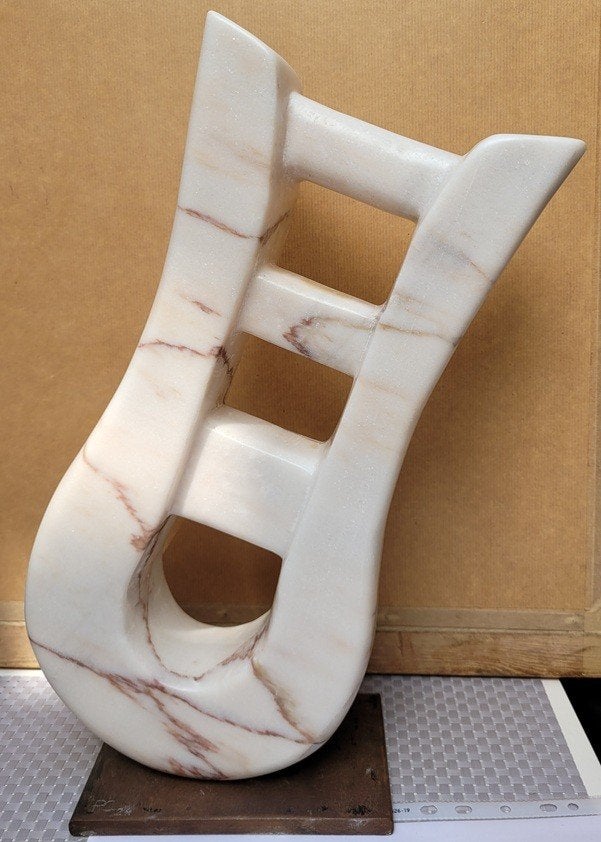 Paul CREVELS, harp in Aurora-marmer, Antiek en Kunst, Kunst | Beelden en Houtsnijwerken, Ophalen, 20 - 50 cm, Beeld, Abstract