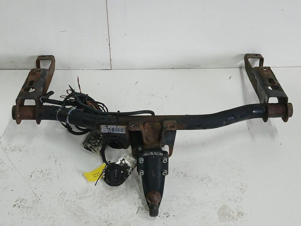 Trekhaak GMC Sierra, Van der Ven Autorecycling B.V., Herkomst onderdeel bekend, Onderdelen@venauto.nl, Ettenseweg 76, 4706 PB Roosendaal, The Netherlands