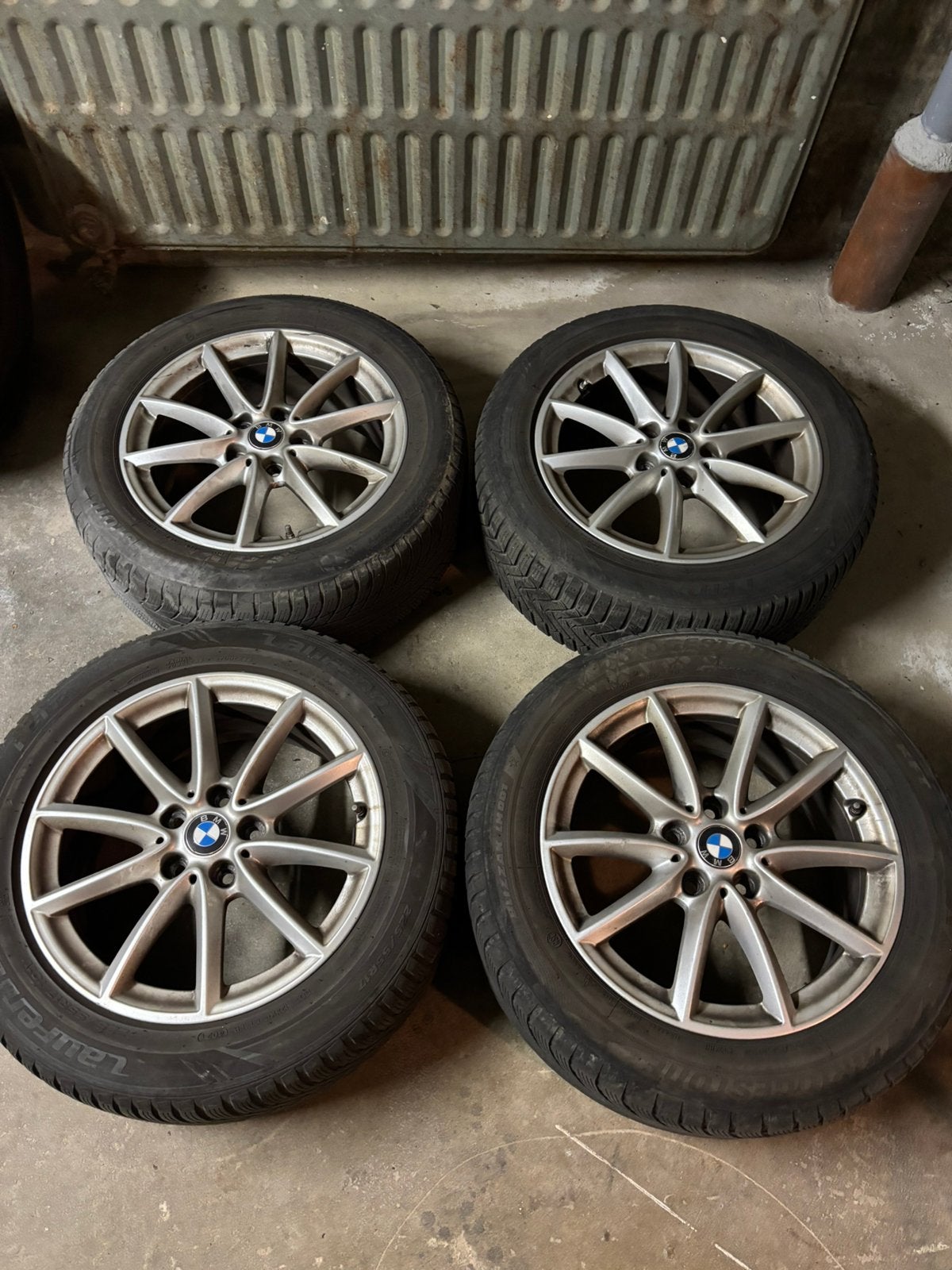 Kit hiver bmw + 2 pneus neufs, Autos : Pièces & Accessoires, Enlèvement, Pneu(s)