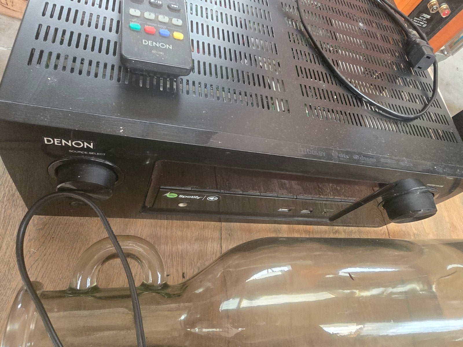 Muziek installatie, Ophalen