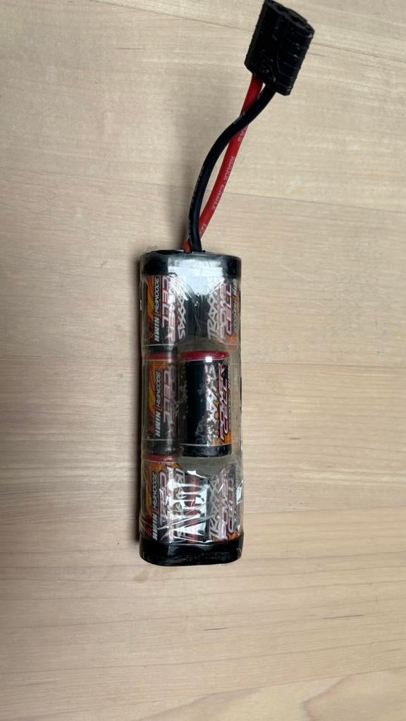 Traxxas nimh 3000mAh 8,4V batterij, Hobby en Vrije tijd, Ophalen, Gebruikt