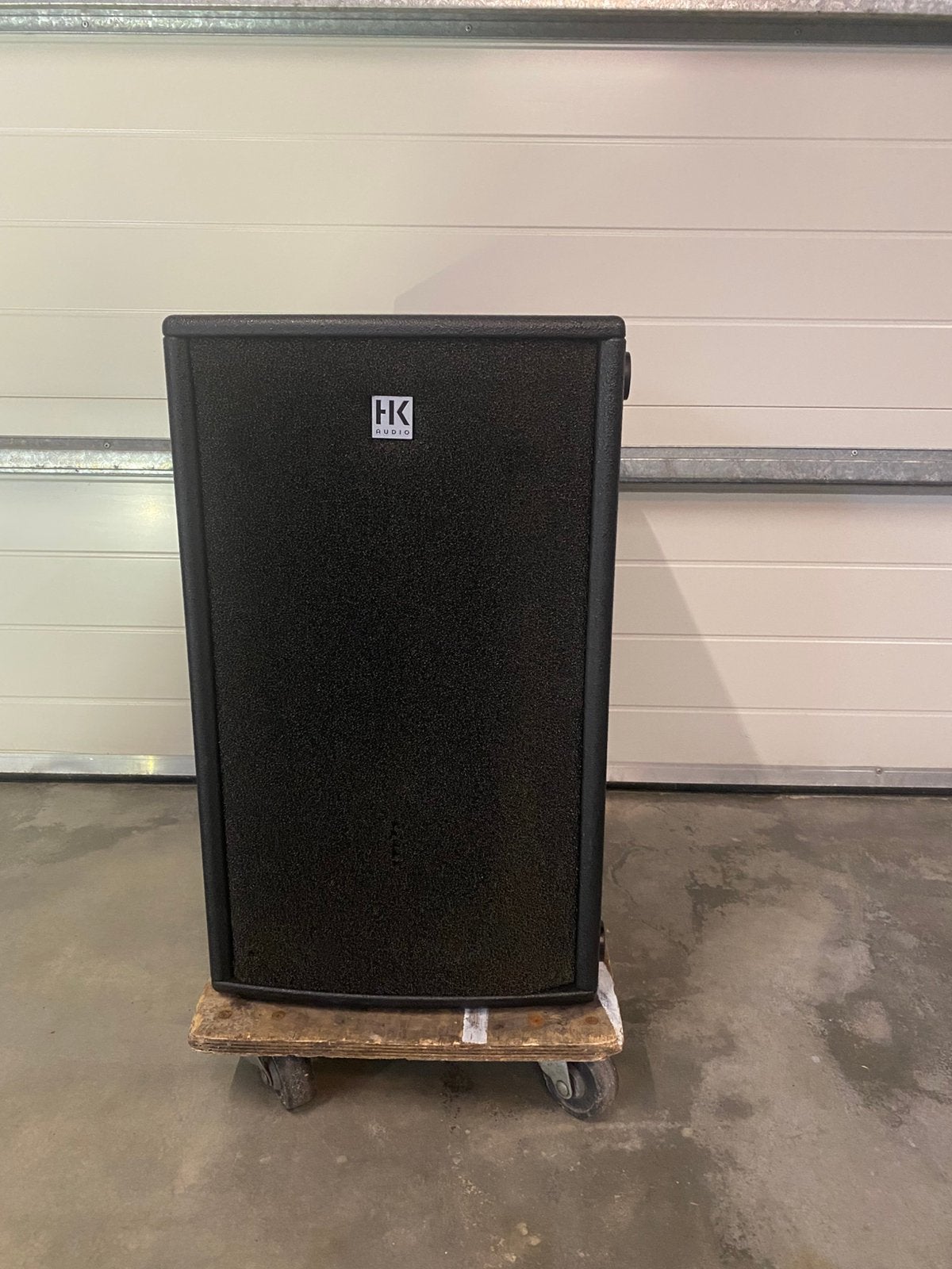 Subwoofer active 600€, Muziek en Instrumenten, Ophalen, Zo goed als nieuw