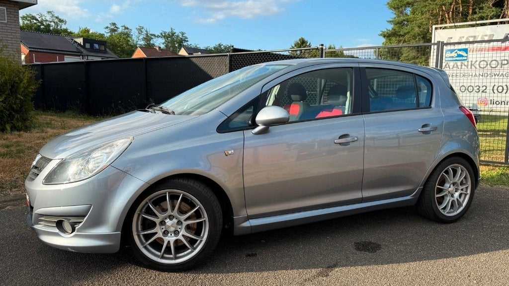 Opel Corsa 1.6 Turbo 16v GSI | nette staat | onderhoudsboek, Autos, Argent ou Gris, Achat, Entreprise, USB