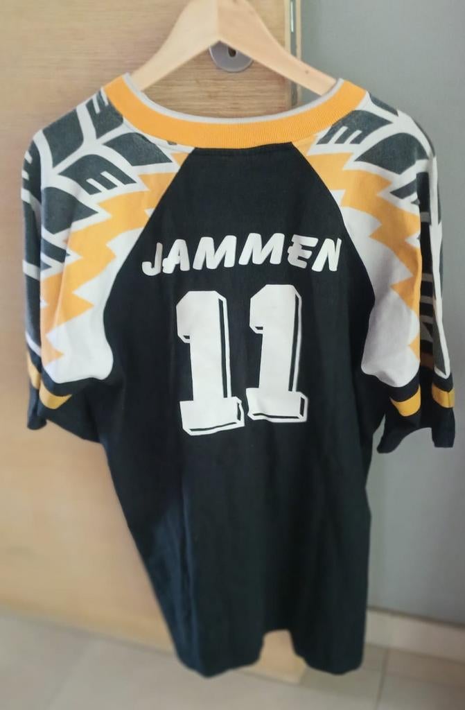 Retro sporttrui jammen 11, Verzenden