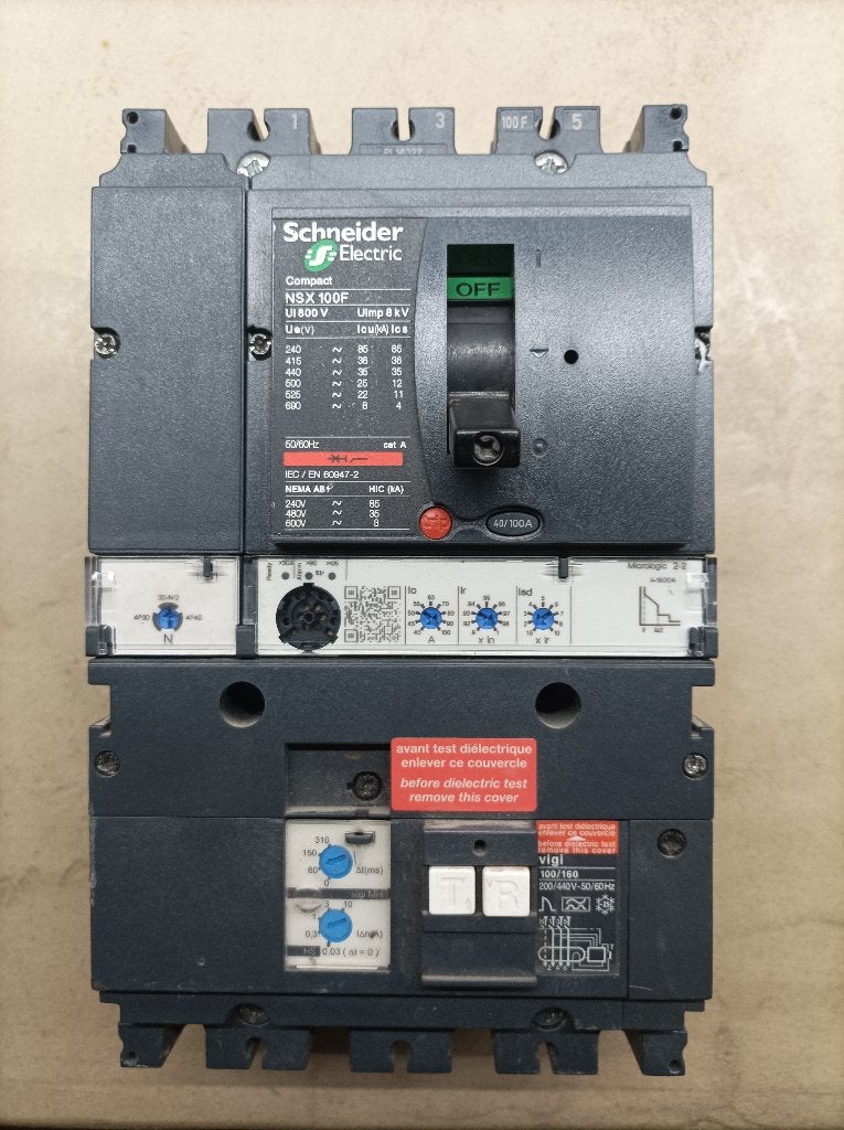 Schneider NSX100F VIGI MH MICROLOGIC 2.2AB 100A 4P, Doe-het-zelf en Bouw, Elektriciteit en Kabels, Ophalen, Zo goed als nieuw