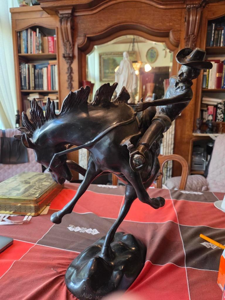 Cavalier en Bronze, Enlèvement ou Envoi, Bronze