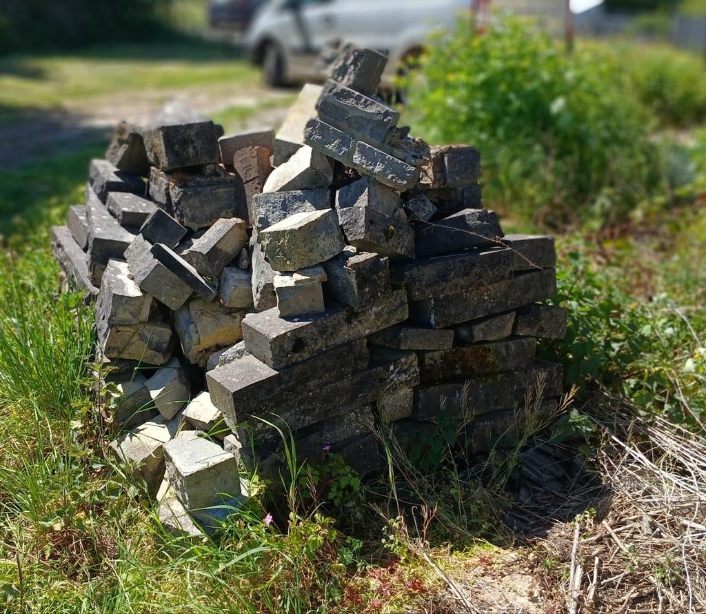 Lot de pierre bleue, Enlèvement