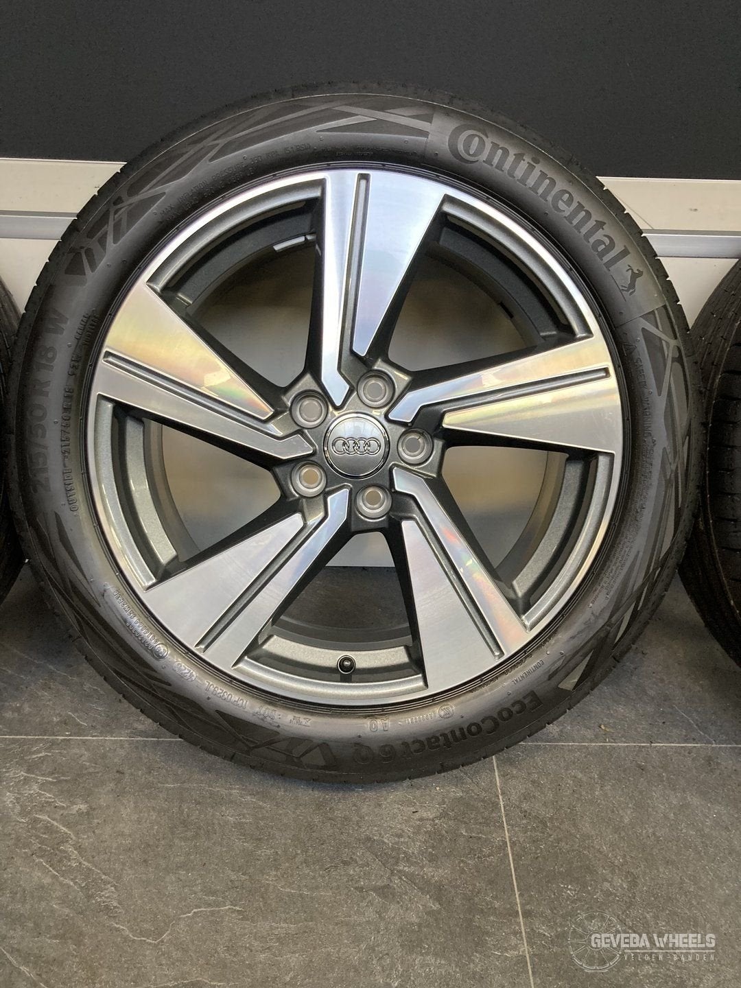 18” originele Audi Q2 velgen + banden 5x112 215/50/18 DEMO, Auto-onderdelen, 18 inch, -, -, Banden en Velgen