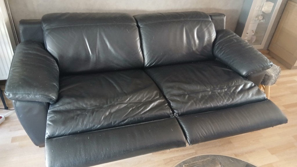 Zwarte lederen driezit electrisch, Ophalen, Gebruikt, 100 tot 125 cm, Driepersoons