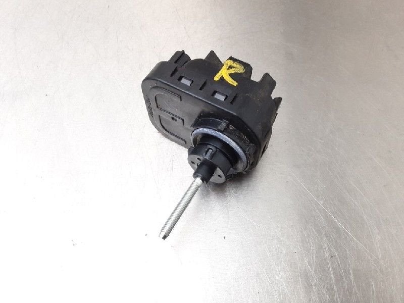 KOPLAMPMOTOR Subaru Trezia (01-2011/-), Gebruikt, Subaru