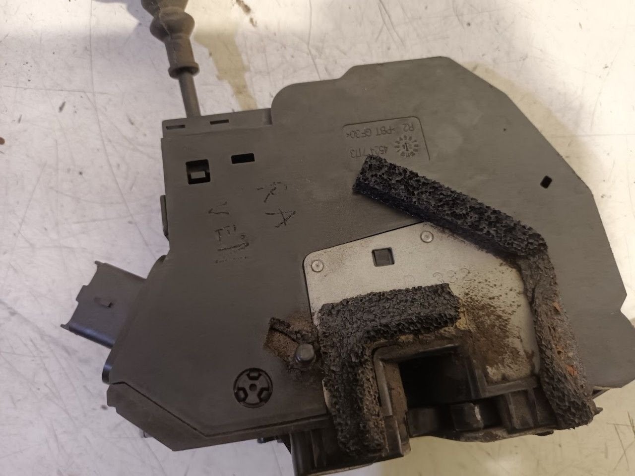 Slot mechaniek portier elektrisch centrale vergrendeling rec, Onderdelen@venauto.nl, Van der Ven Autorecycling B.V., Ettenseweg 76, 4706 PB Roosendaal, The Netherlands