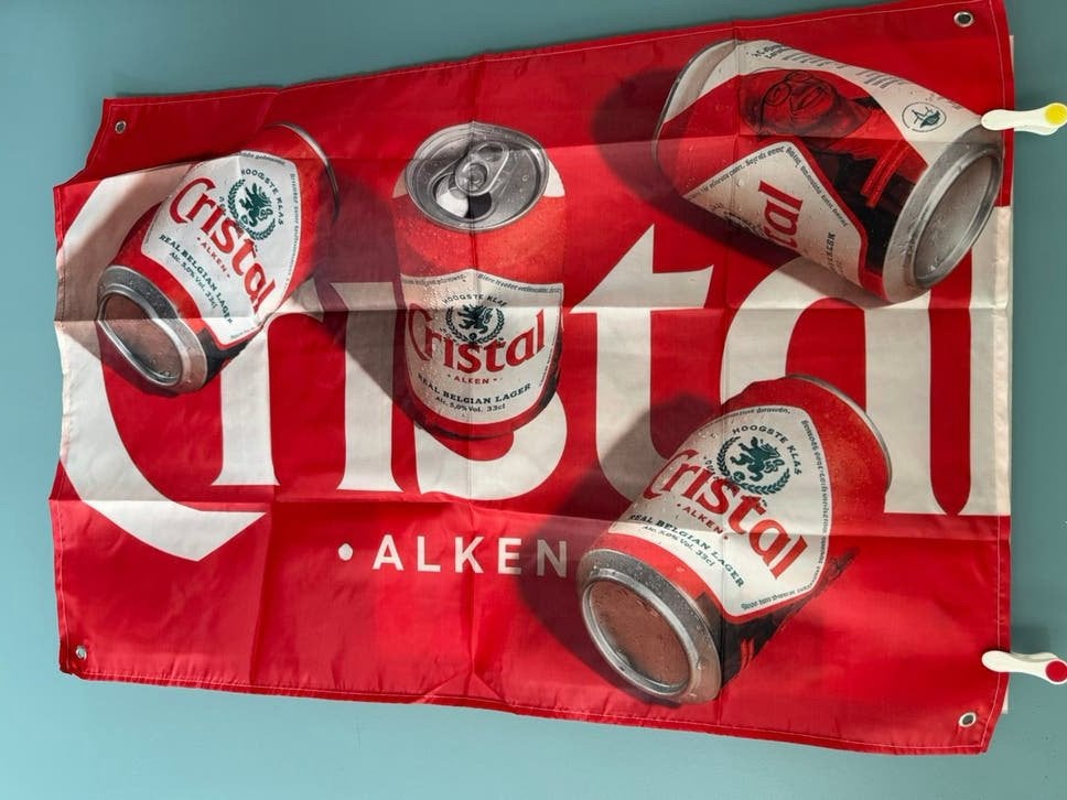 Magnifique drapeau polyester Cristal Alken - vintage mancave, Collections, Marques de bière, Enlèvement ou Envoi, Neuf, Autres types