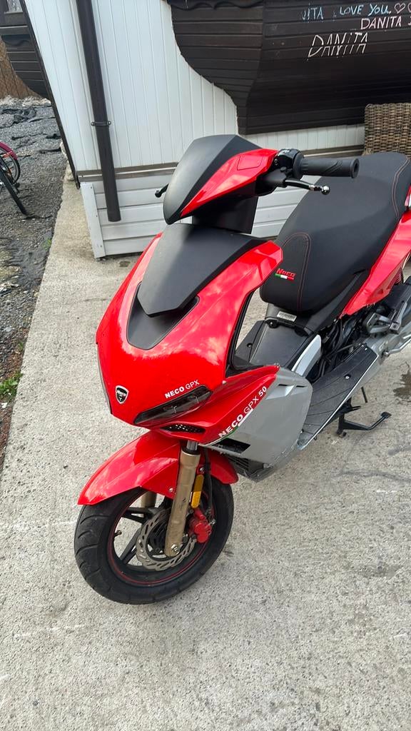 Neco gpx 50cc à vendre, Vélos & Vélomoteurs, Neuf, Classe B (45 km/h), Enlèvement, Essence