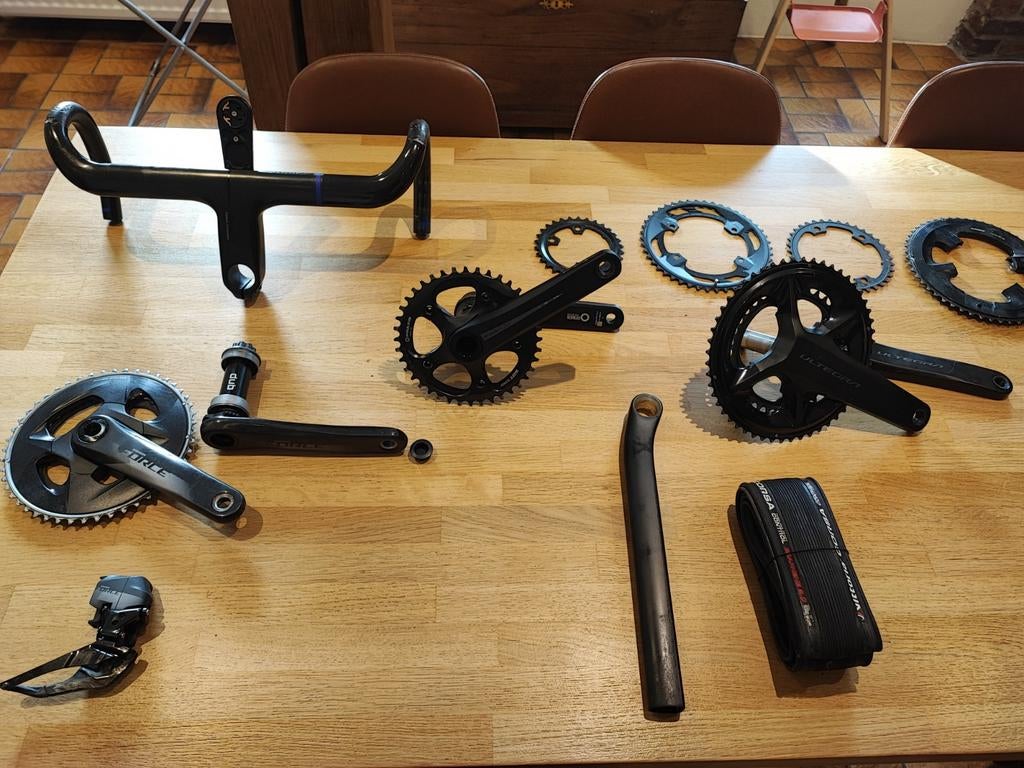 Vélo : diverses pièces / vide garage, Ophalen