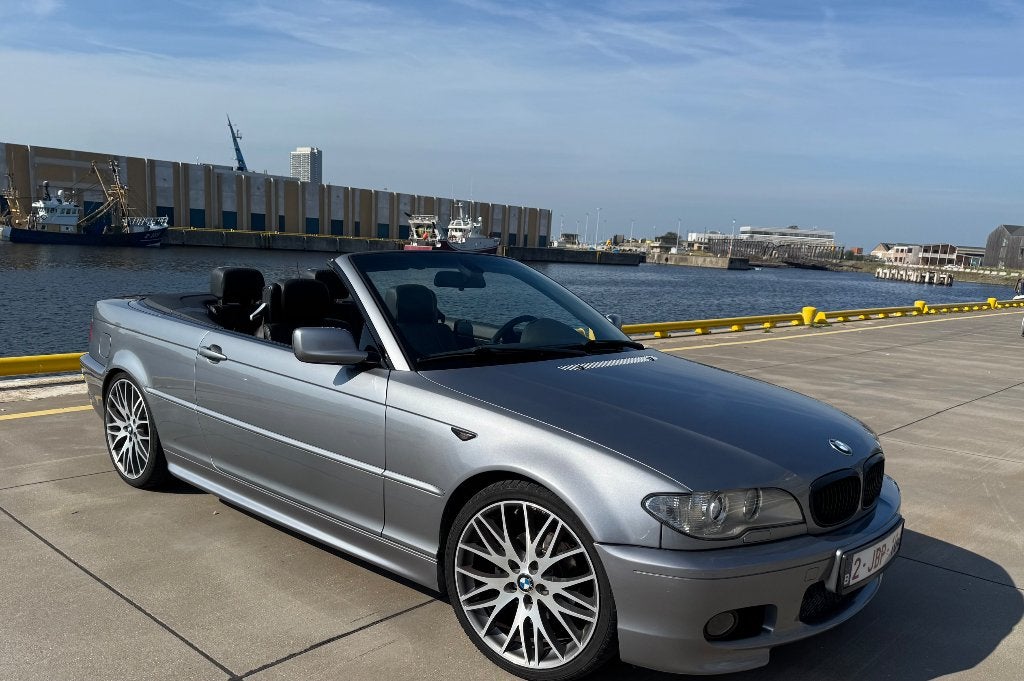 BMW 318ci Cabrio, Auto's, Automaat, Zwart, Cabriolet, Leder