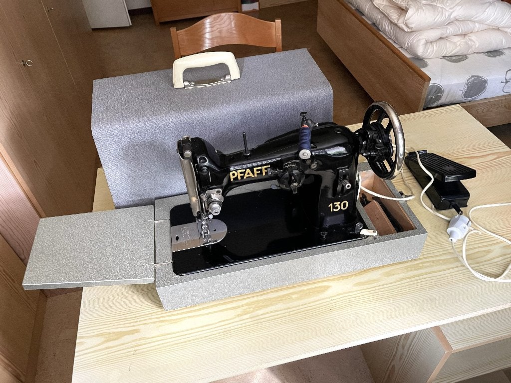 Machine à coudre Pfaff system 130, Enlèvement, Utilisé, Machine à coudre, Pfaff