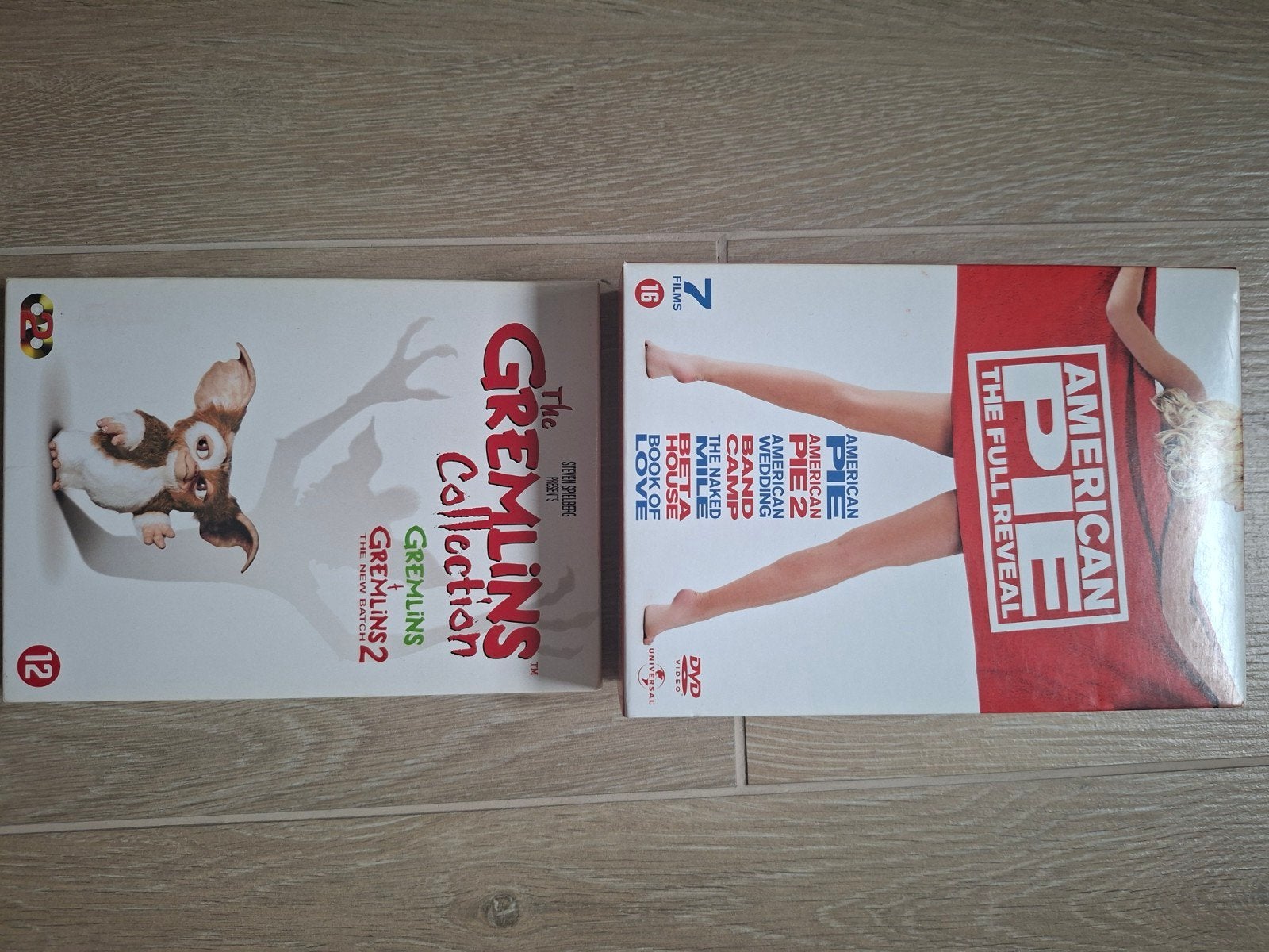 DVD Boxset American Pie (7 films) + Gremlins Collection (1 &, Cd's en Dvd's, Ophalen, Bonusmateriaal, Engels, Nederlands