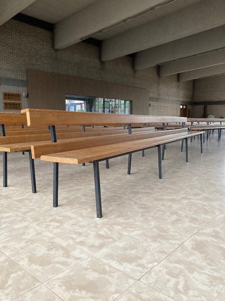 Eiken kerkbanken, banken, Ophalen